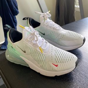 Nike Air Max 270